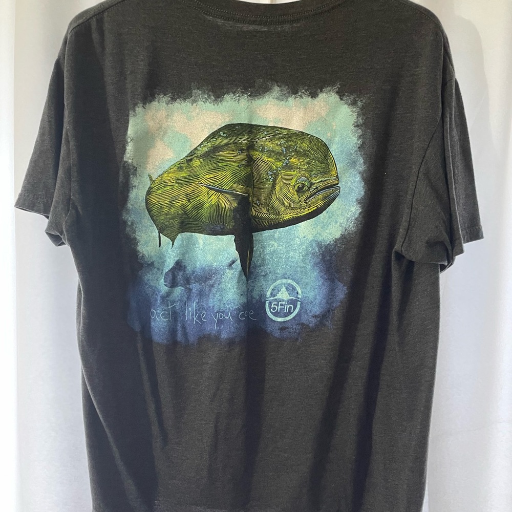 Mens tee shirt